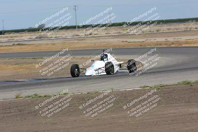 media/Jun-04-2022-CalClub SCCA (Sat) [[1984f7cb40]]/Group 3/Qualifying (Sweeper)/